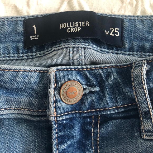 Hollister Cropped Skinny Jeans - Picture 5 of 11